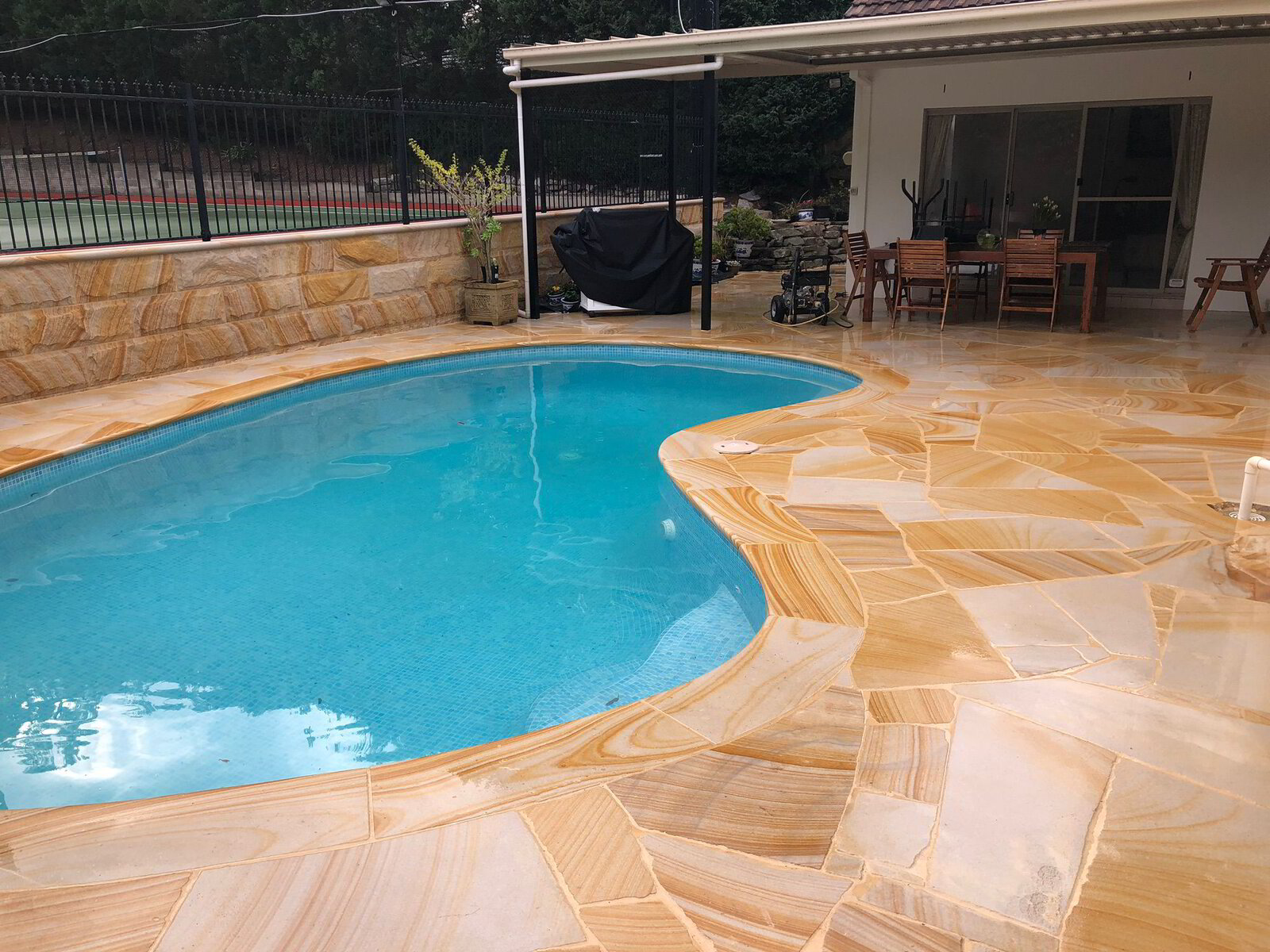 empty swimming pool